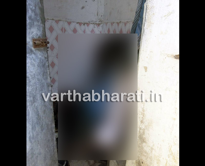 ಯಳಂದೂರು: ಶೌಚಗೃಹದಲ್ಲಿ ಕೊಳೆತ ಸ್ಥಿತಿಯಲ್ಲಿ ಪತ್ತೆಯಾದ ವ್ಯಕ್ತಿಯ ಶವ